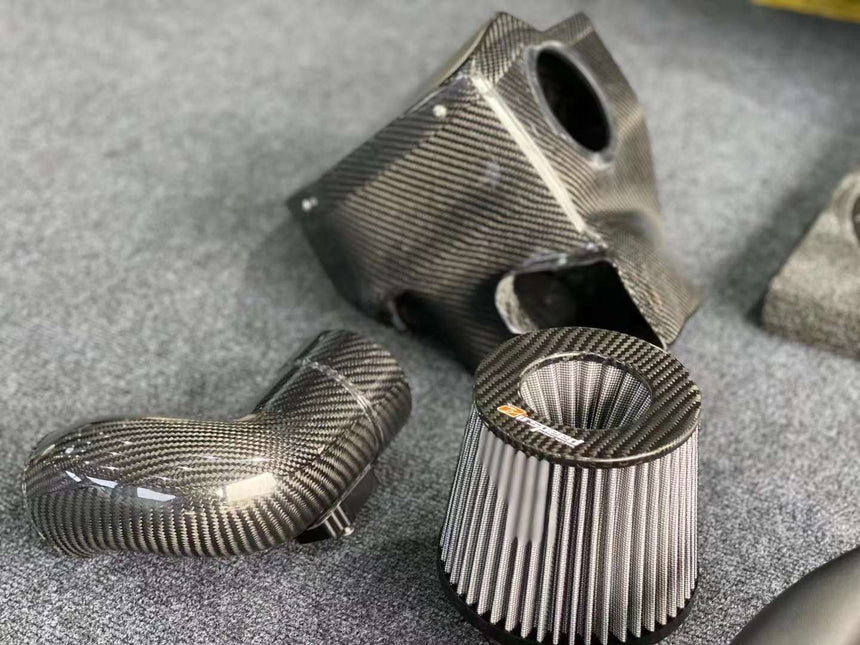 BMW 5 Series (B48 G Chassis) 2.0T (2017-UP) Dry Carbon Fiber Cold Air Intake System