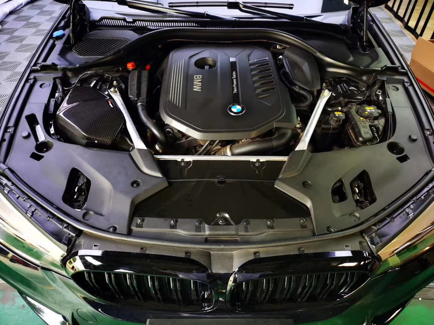 BMW 5,6,7,8 Series (B58 G Chassis) 3.0T (2017-UP) Dry Carbon Fiber Cold Air Intake System