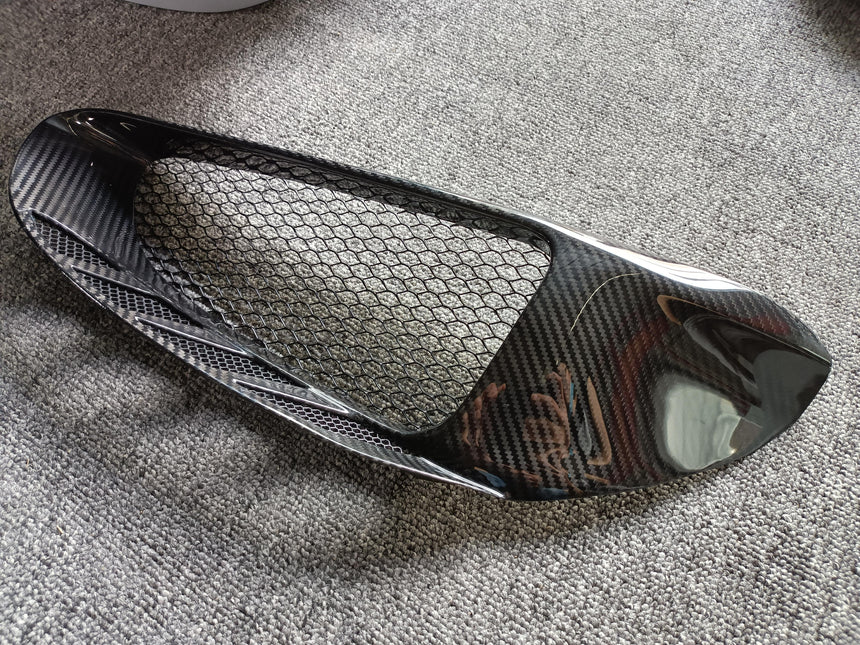 Dry Carbon Fiber Full Set Body Kit Front Bumper Rear Bumper Side Skirt For 488 GTB Pista Style