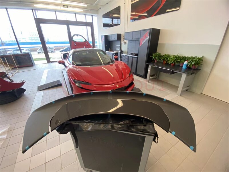 SF90 Rear Wing Spoiler Dry Carbon Fiber 2020 to 2022 SF90 Stradale Assetto Fiorano Style