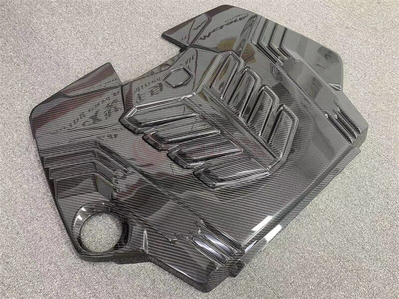 Dry Carbon Car Engine Hood Insulation Bonnet Cover for Lamborghini URUS