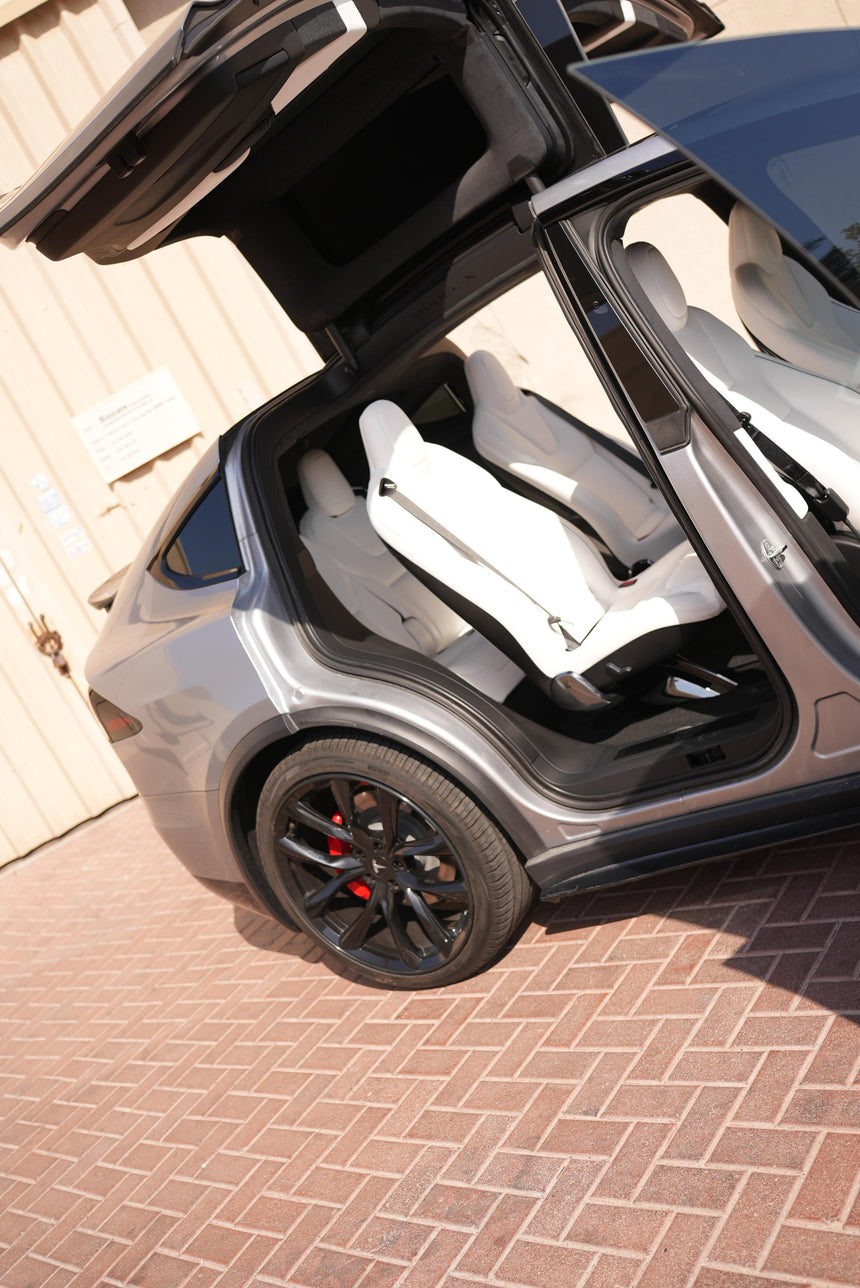 Tesla Model X Plaid 2025 Full Dry Carbon Fiber Bodykit