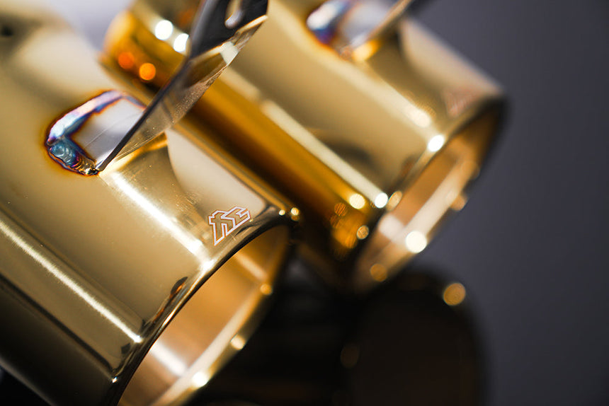 Dual Tips in Gold Ferrari 488 GTB