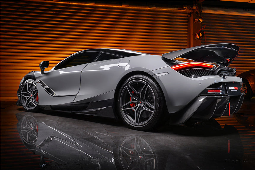 2017-2021 McLaren 720s Se²NWBII Style Carbon Fiber Rear Diffuser