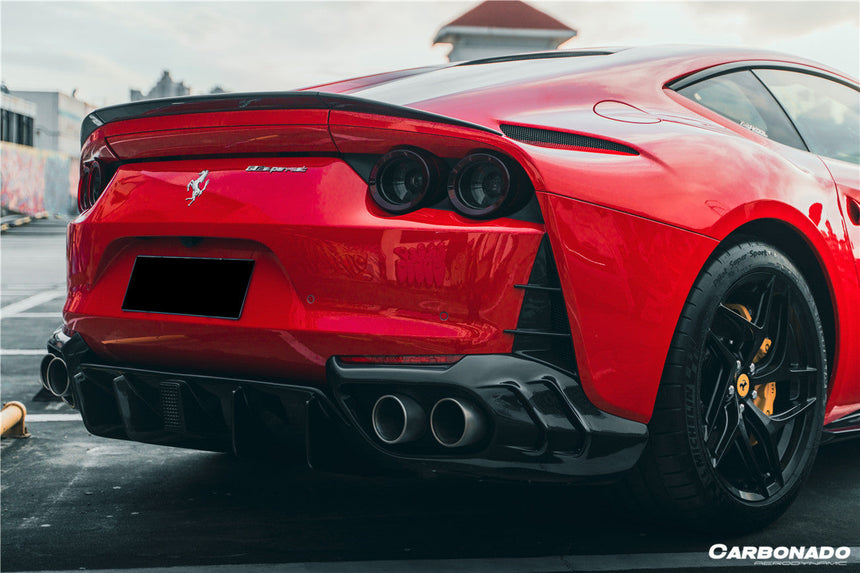 2018-UP Ferrari 812 Superfast MSY Style Rear Diffuser w/ Light