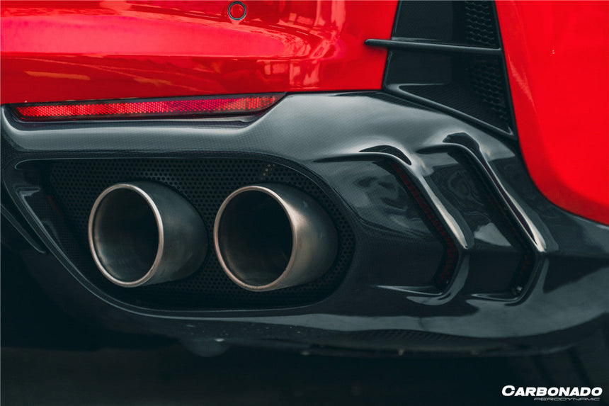 2018-UP Ferrari 812 Superfast MSY Style Rear Diffuser w/ Light