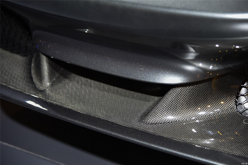 2019-2023 Ferrari F8 OEM Style Autoclave Carbon Fiber Front Lip Splitter