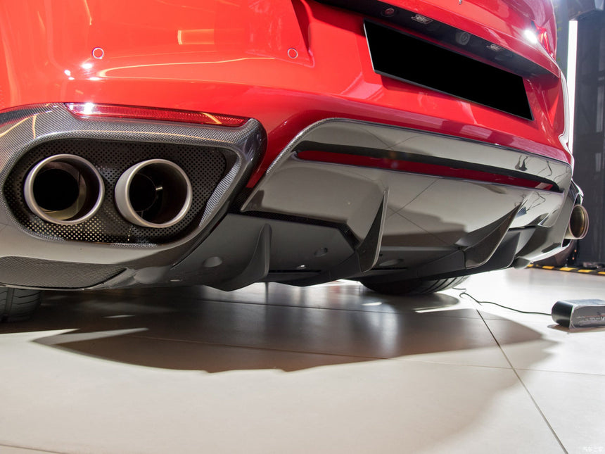 2017-2026 Ferrari 812 Superfast GTS OE Style Dry Carbon Fiber Rear Side Diffuser