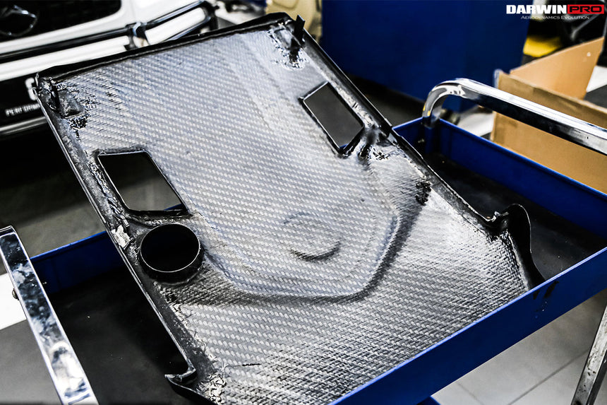 2019-2023 Mercedes Benz W464 G500/G550 G-Class G Wagon Dry Carbon Fiber Engine Cover