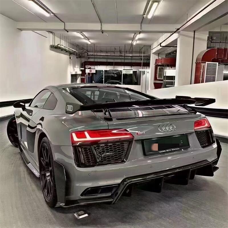 Audi R8 Carbon Body Kit
