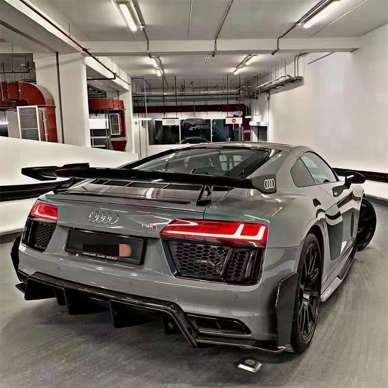 Audi R8 Carbon Body Kit