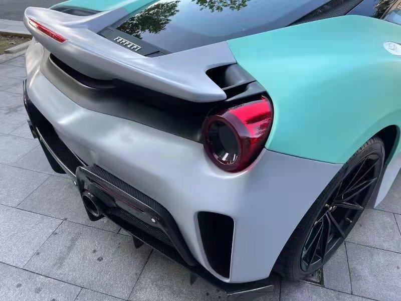 Dry Carbon Fiber Full Set Body Kit Front Bumper Rear Bumper Side Skirt For 488 GTB Pista Style