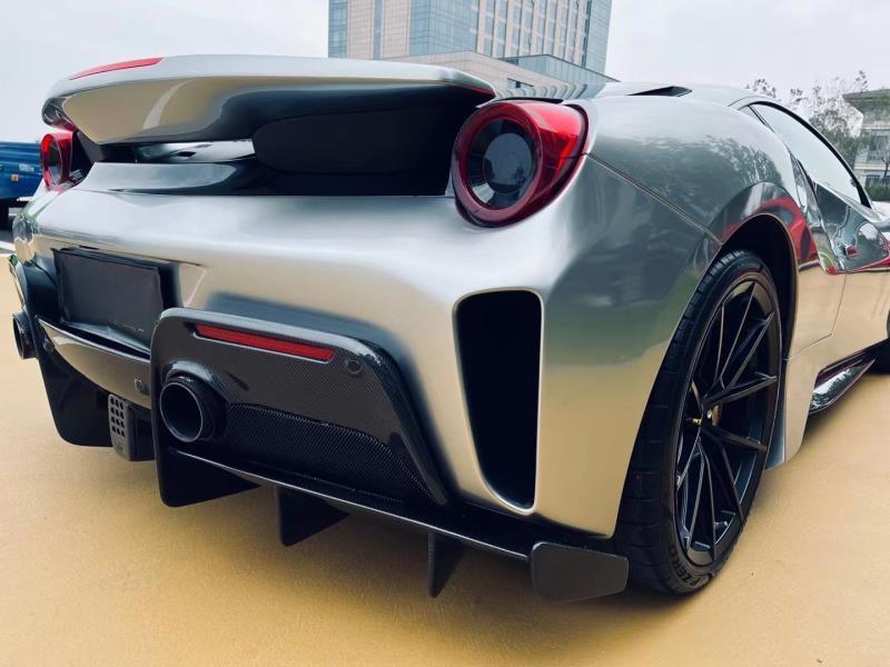 Dry Carbon Fiber Full Set Body Kit Front Bumper Rear Bumper Side Skirt For 488 GTB Pista Style