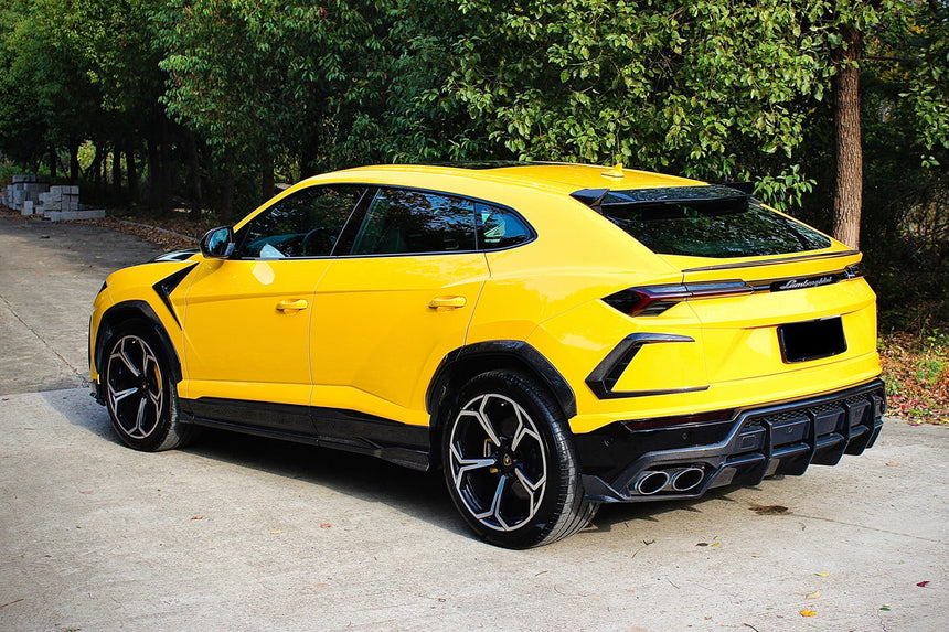 2018-2022 Lamborghini URUS TC Style Dry Carbon Fiber Rear Diffuser