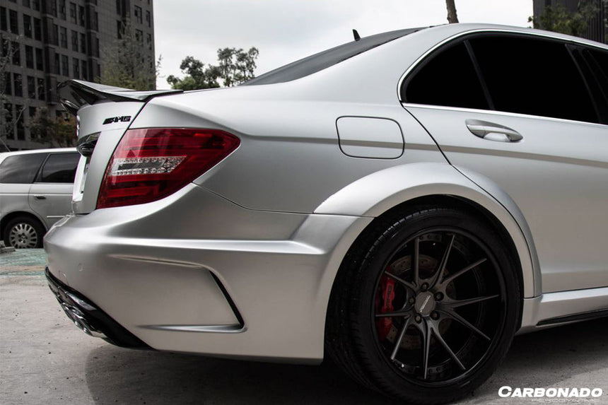 2008-2014 Mercedes Benz W204 C Class/ C63 AMG Sedan RT Style Carbon Fiber Trunk Spoiler